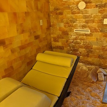 Tybee Salt Spa - No-gravity bed in the salt room. - Halotherapy Near Me - Tybee Island, Georgia Tybee Salt Spa - No-gravity bed in the salt room. - Halotherapy Near Me - Tybee Island, Georgia