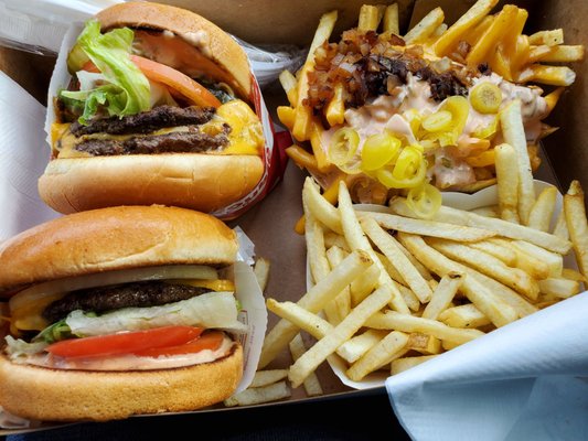 In-N-Out Burger by null