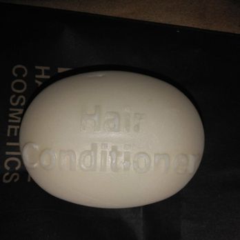 Lush Fresh Handmade Cosmetics - Big solid conditioner - Cosmetics & Beauty Supply Near Me - Overland Park, Kansas