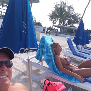 Higgs Beach - Great day - Beaches Near Me - Key West, Florida Higgs Beach - Great day - Beaches Near Me - Key West, Florida
