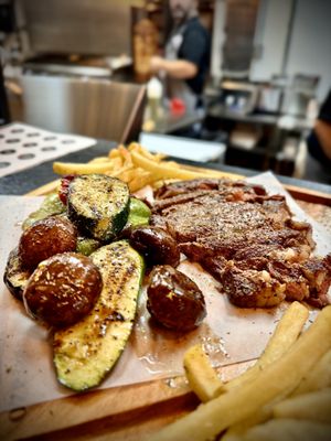 Athenian bar & grill by null