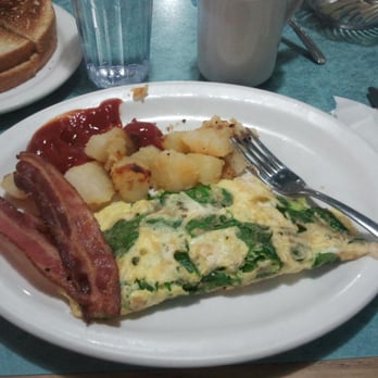 Malibu Restaurant - Spinach + Cheese Omelette - Diners Near Me - London, Ontario