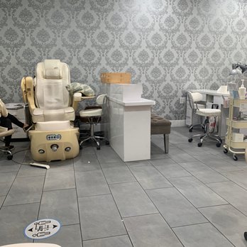 Polish Nail Spa - Came here by mistake This is right next to my optometrist. - Nail Salons Near Me - Artesia, California Polish Nail Spa - Came here by mistake This is right next to my optometrist. - Nail Salons Near Me - Artesia, California