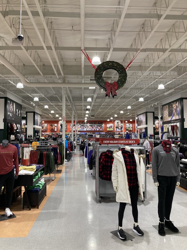 DICK’S SPORTING GOODS Updated June 2024 20 Photos & 23 Reviews