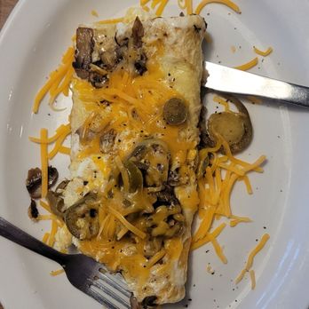 Sunrise Diner - Hwy 341 omelet - mushrooms & jalapeños (pickled) - Diners Near Me - Brunswick, Georgia