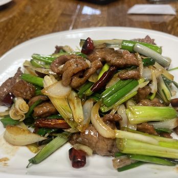 Yummy Kitchen - Sautéed Lamb Slices with Scallion 葱爆羊肉 - Szechuan Near Me - San Jose, California