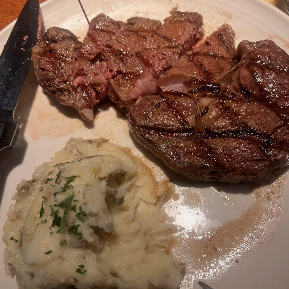 Chicago Speakeasy - Rib-eye Steak, garlic mashed potatoes - New American Near Me - Des Moines, Iowa Chicago Speakeasy - Rib-eye Steak, garlic mashed potatoes - New American Near Me - Des Moines, Iowa