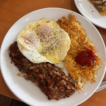 Aunt Emma's Pancakes - Corn Beef Hash and Eggs - Pancakes Near Me - Chula Vista, California