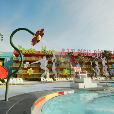 Disney's Pop Century Resort, 1050 Century Dr, Lake Buena Vista, FL