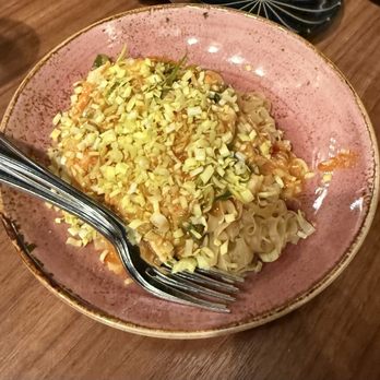 Phoenix Palace - Chili crab noodles - Cantonese Near Me - New York, New York Phoenix Palace - Chili crab noodles - Cantonese Near Me - New York, New York