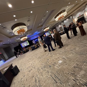 DoubleTree by Hilton Hotel Reading - Hotels Near Me - Reading, Pennsylvania
