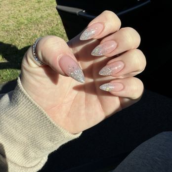 Amazon Nails Bar - Pointy-almond fill - Nail Salons Near Me - Graham, Washington