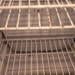 Holiday Inn Express & Suites Savannah W - Chatham Parkway - Moldy/Dirty fridge