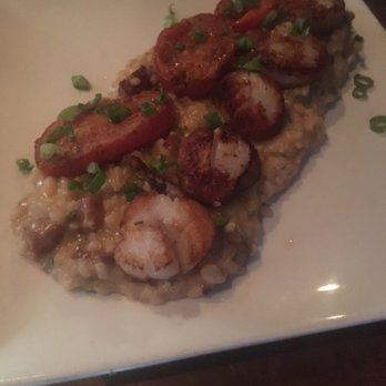 Bourbon's Kitchen & Cocktails - Scallops and chorizo - Cocktail Bars Near Me - Framingham, Massachusetts Bourbon's Kitchen & Cocktails - Scallops and chorizo - Cocktail Bars Near Me - Framingham, Massachusetts