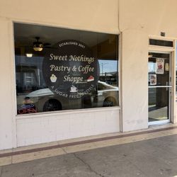 Sweet Nothings Pastry & Coffee Shoppe - The storefront hides the answer to a diabetic's prayers