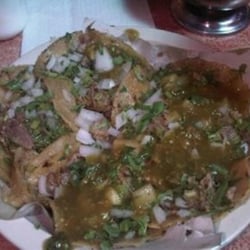 Taquería La Guadalupana - Unos taquitos de cabeza por la noche no se desprecian