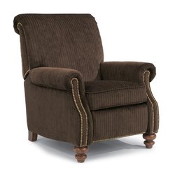 Town & Country Furnishings Market - Discounted Flexsteel Recliners