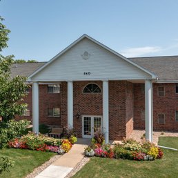 Exterior photo of Ridgeview Highlands Apartments and Townhomes - Appleton, Wisconsin Exterior photo of Ridgeview Highlands Apartments and Townhomes - Appleton, Wisconsin