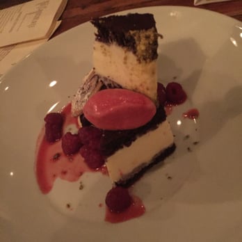 Mindy's Bakery - Red velvet cake - Desserts Near Me - Chicago, Illinois Mindy's Bakery - Red velvet cake - Desserts Near Me - Chicago, Illinois
