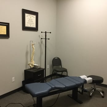 Flanery Chiropractic Clinic - Chiropractors Near Me - Overland Park, Kansas Flanery Chiropractic Clinic - Chiropractors Near Me - Overland Park, Kansas