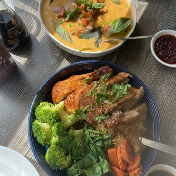 Kin Thai - Pork panang curry Duck noodle - Thai Near Me - Medford, Oregon Kin Thai - Pork panang curry Duck noodle - Thai Near Me - Medford, Oregon
