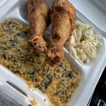Pack Super Market - Fried chicken, grits and pikliz - Cajun/Creole Near Me - Miami, Florida
