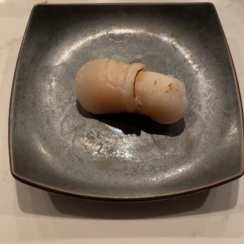 Edoko Omakase - Lightly scorched hotate - Sushi Bars Near Me - Irving, Texas