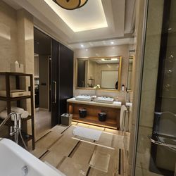 Solaire Resort & Casino
