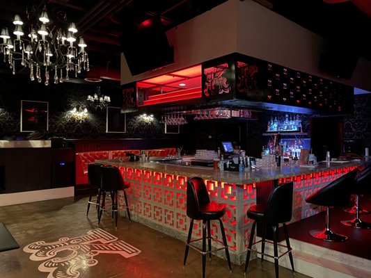 Kitsch Bar by null