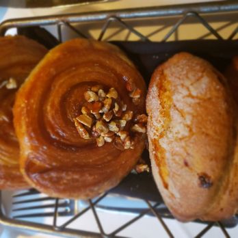 Canoe - Small pastry basket - New American Near Me - Atlanta, Georgia