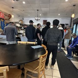 Skyline's Cafe - Crowded evenings for take outs
