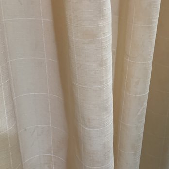 Rodeway Inn - Stained shower curtain - Hotels Near Me - Brockton, Massachusetts