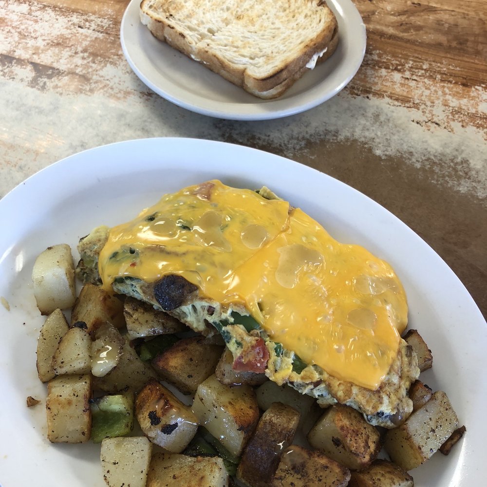Farmers Den - Veggie Omelette, Country Potatoes and Sourdough Toast - American Near Me - Crows Landing, California Farmers Den - Veggie Omelette, Country Potatoes and Sourdough Toast - American Near Me - Crows Landing, California