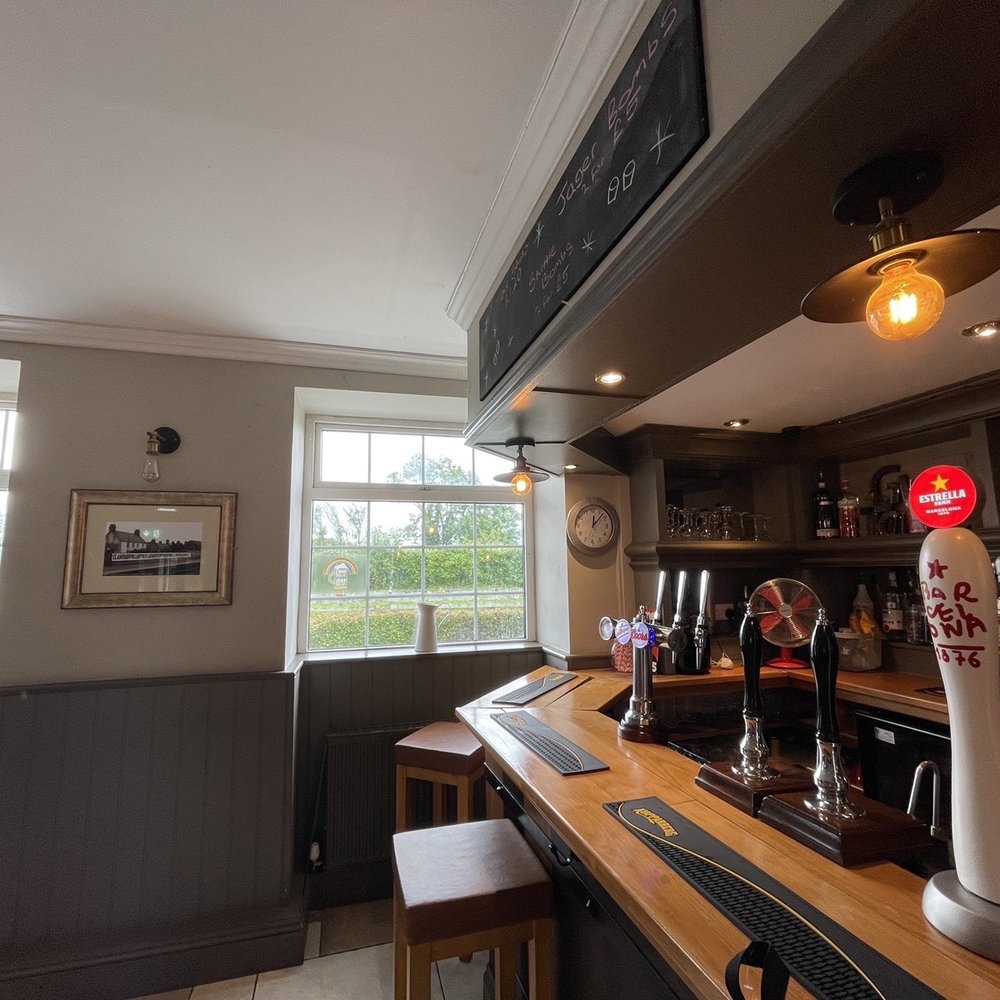 Tafarn Ty Gwyn - Bar area - Pubs Near Me - Llanfairpwllgwyngyll, AGY