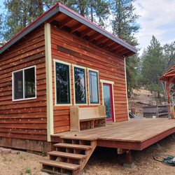 Tiny cabin word.