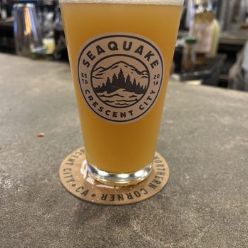 SeaQuake Brewing - Redwood Highway Hazy IPA! 7.2% - Pizza Near Me - Crescent City, California SeaQuake Brewing - Redwood Highway Hazy IPA! 7.2% - Pizza Near Me - Crescent City, California