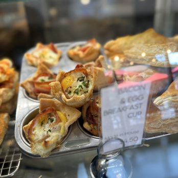 Whitebark Cafe - Cafes Near Me - Banff, Alberta Whitebark Cafe - Cafes Near Me - Banff, Alberta
