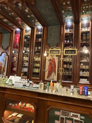 Officine Universelle Buly 1803 by null