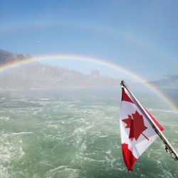 Queen Tour Niagara Falls Tours - Beautiful Rainbow