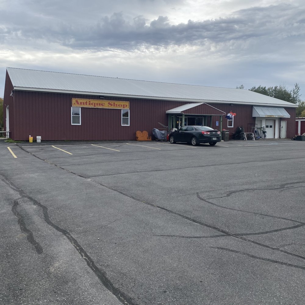 NORTH COUNTRY VARIETY MARKET Updated October 2024 2561 Military