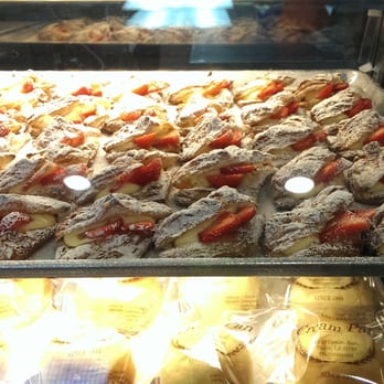 Cream Pan - Strawberry Croissant, $1.40 including tax - Bakeries Near Me - Tustin, California