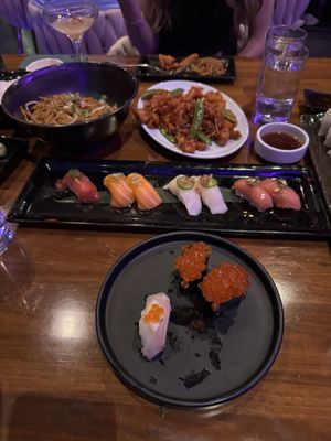 TEN Sushi + Cocktail Bar by null