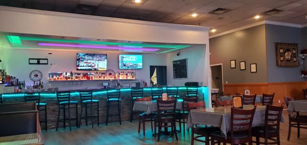 Saap Lao Thai Cuisine & Bar by null