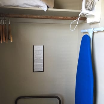 Chablis Inn - Closet Area - Hotels Near Me - Napa, California
