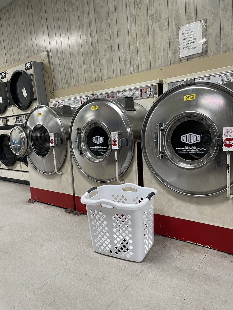 GOOSE CREEK LAUNDROMAT Updated August 2024 214 Saint James Ave