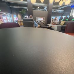 W XYZ Bar - Area