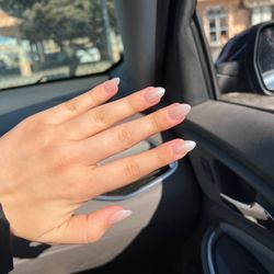 Attache Nail Salon
