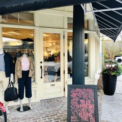 Lululemon - Freshfields Lululemon storefront