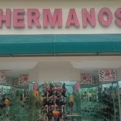 3 Hermanos - Zapatería 3 Hermanos