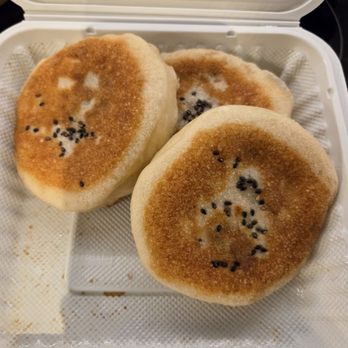 Jen's Happy Bun - Pan-fried beef pie - Chinese Near Me - Calgary, Alberta